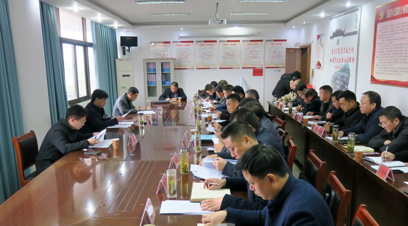 徐雄调研灾后倒塌房屋重建和损毁房屋修缮工作座谈会 (1).jpg