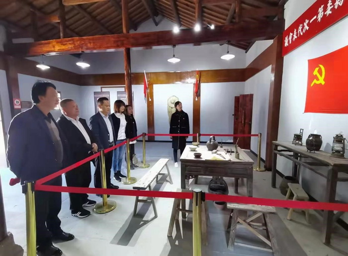 孔城镇桐梓村：追寻红色印记 助力乡村振兴(图1)