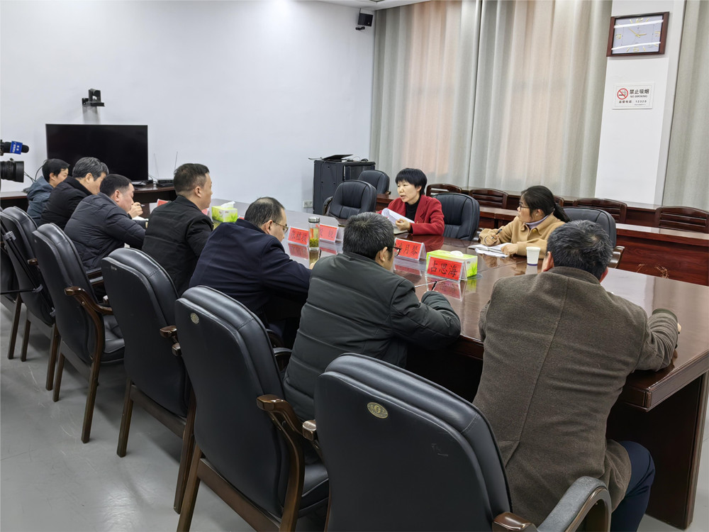 市领导深入市融媒体中心调研2.jpg
