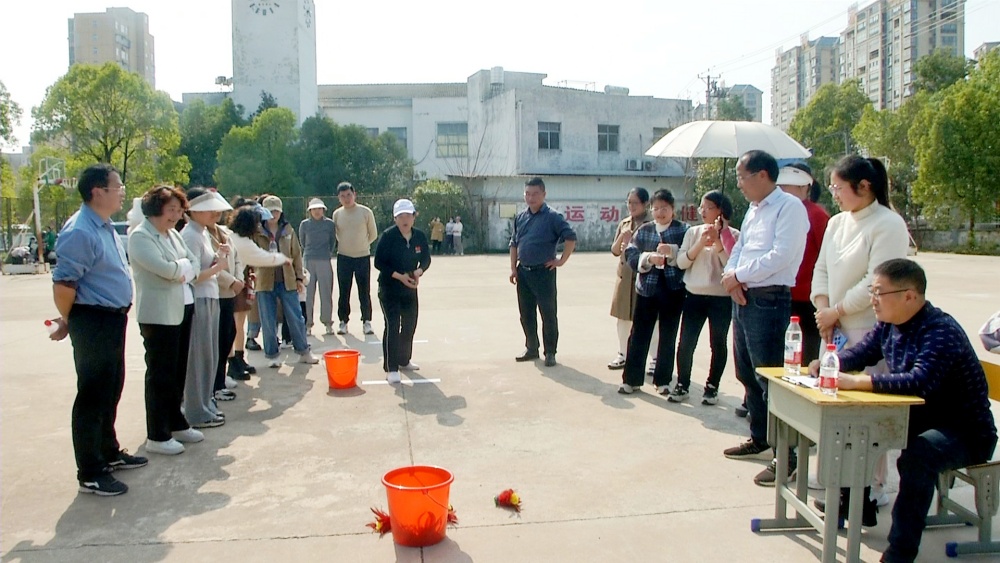 翻身社区三八节活动现场2(1).jpg