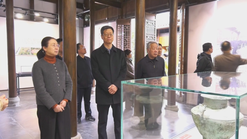 甘肃政协调研.jpg