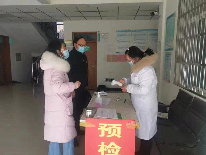 黄甲镇：架起一线“探头” 直击疫情防控.jpg