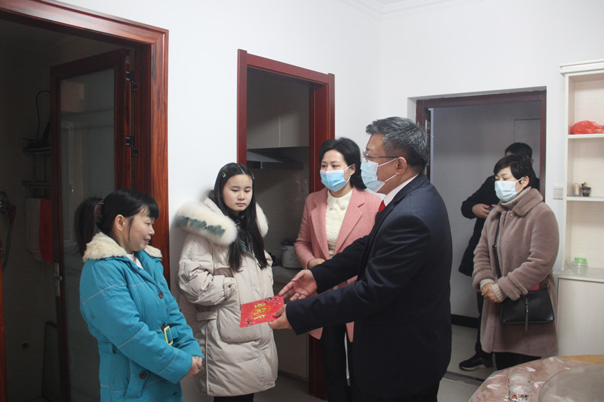 市长慰问(7).JPG