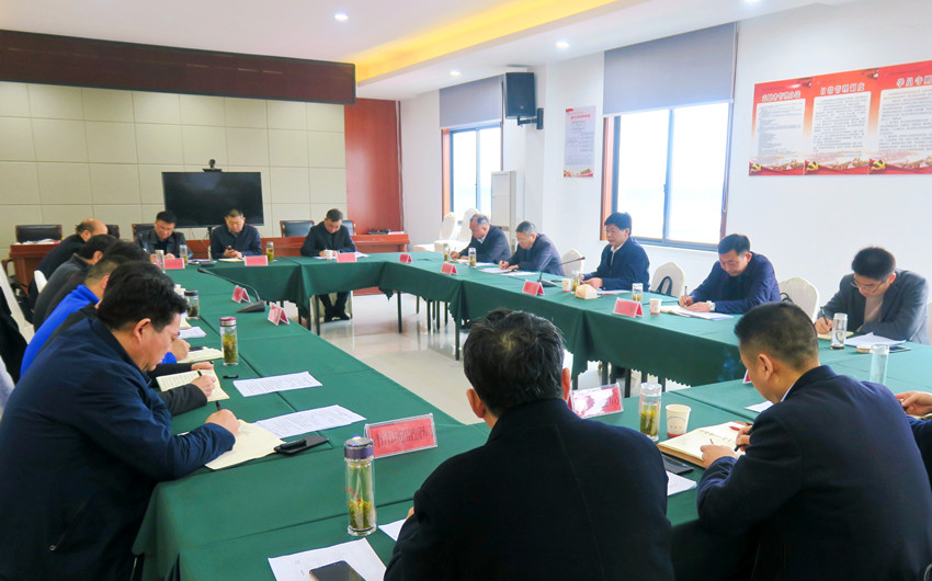 徐雄率队率队督查环保整改工作1在座谈会上2.jpg
