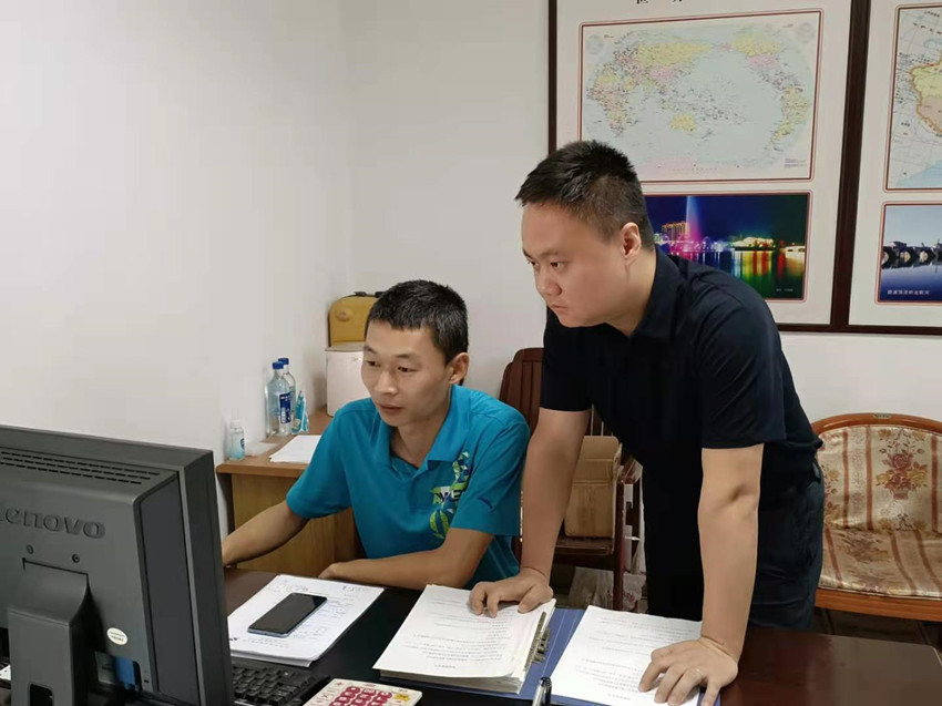 【榜样】崔文明：民企“爱国拥军”的标杆 (2).jpg